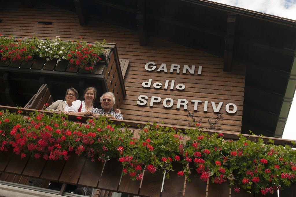 Hotel Garni Dello Sportivo Madonna di Campiglio Exterior photo