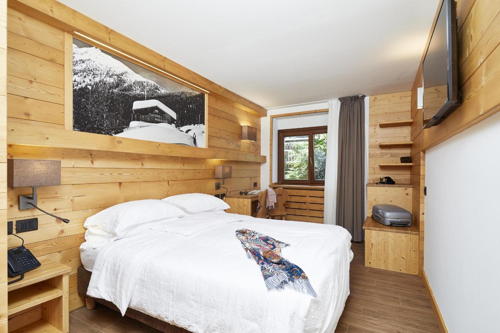 Hotel Garni Dello Sportivo Madonna di Campiglio Exterior photo